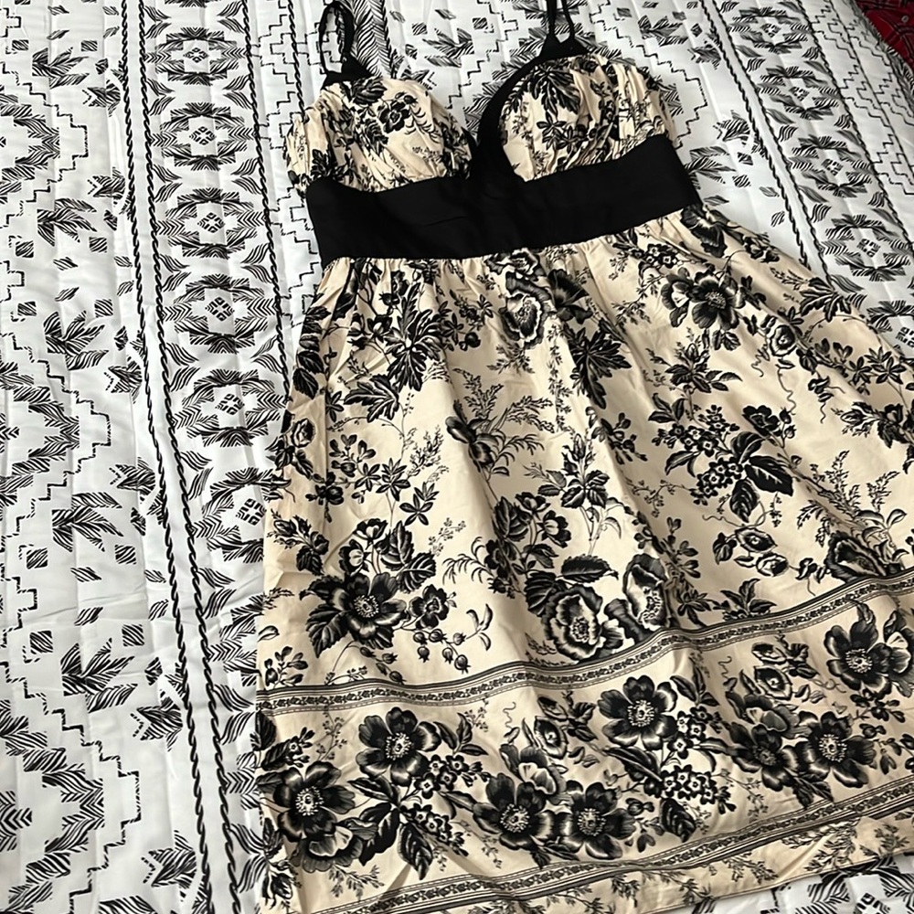 OCOC Floral Party Or Formal Dress Sundress  Size 8